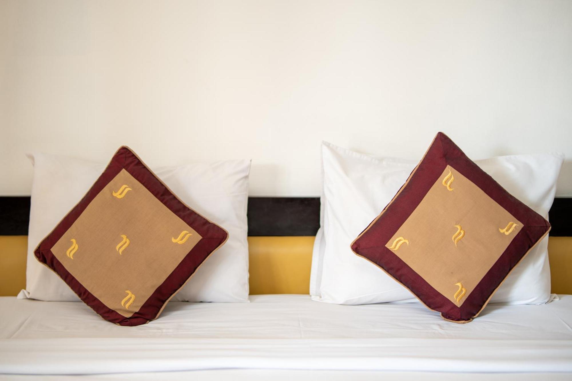 Baleka & Resort 3*