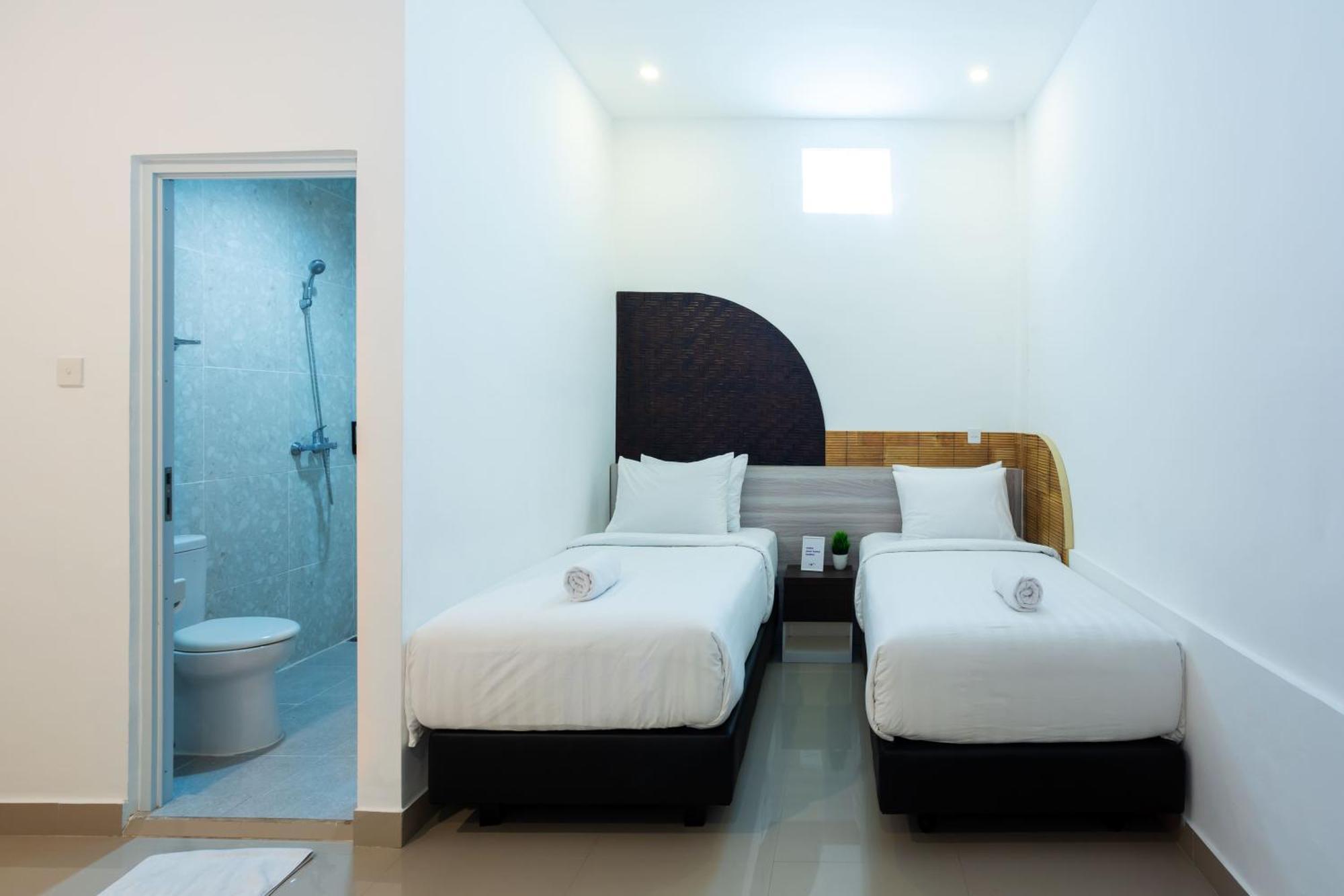 Hotel Cove De Tinaya Legian (Bali)