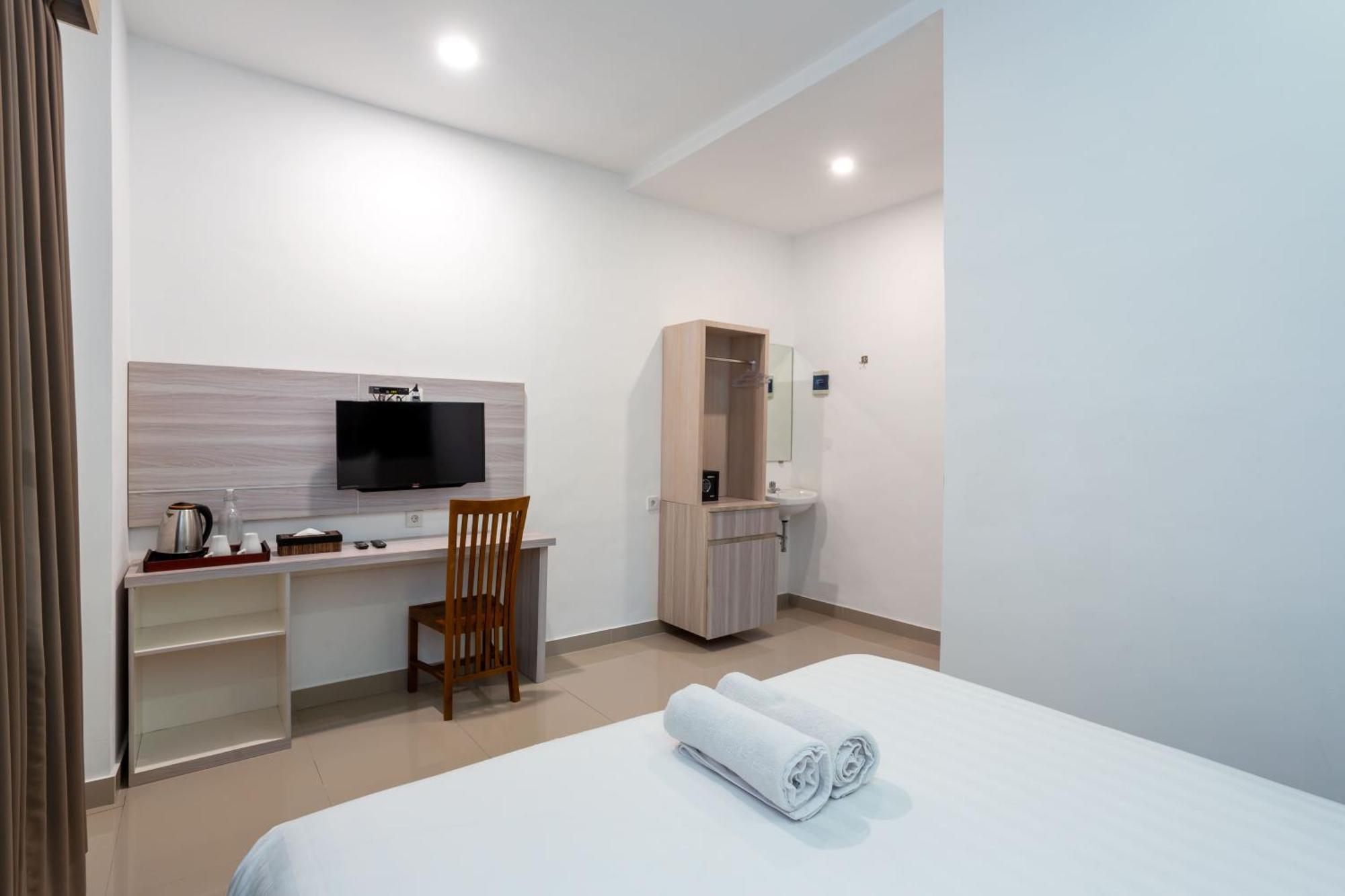 Cove De Tinaya Hotel 2*