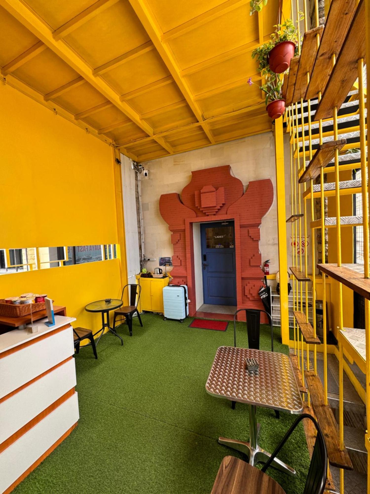 Hotel kapsul Capsule Bali