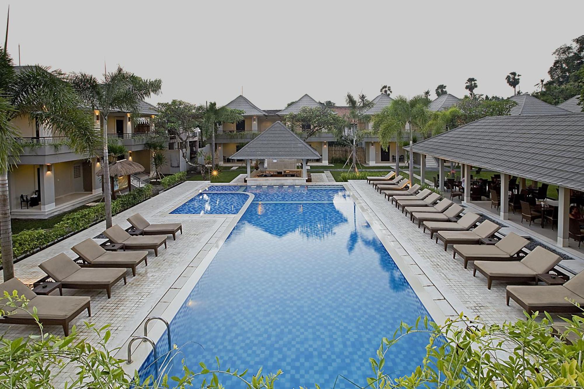 Hotel Dewi Sri 3*