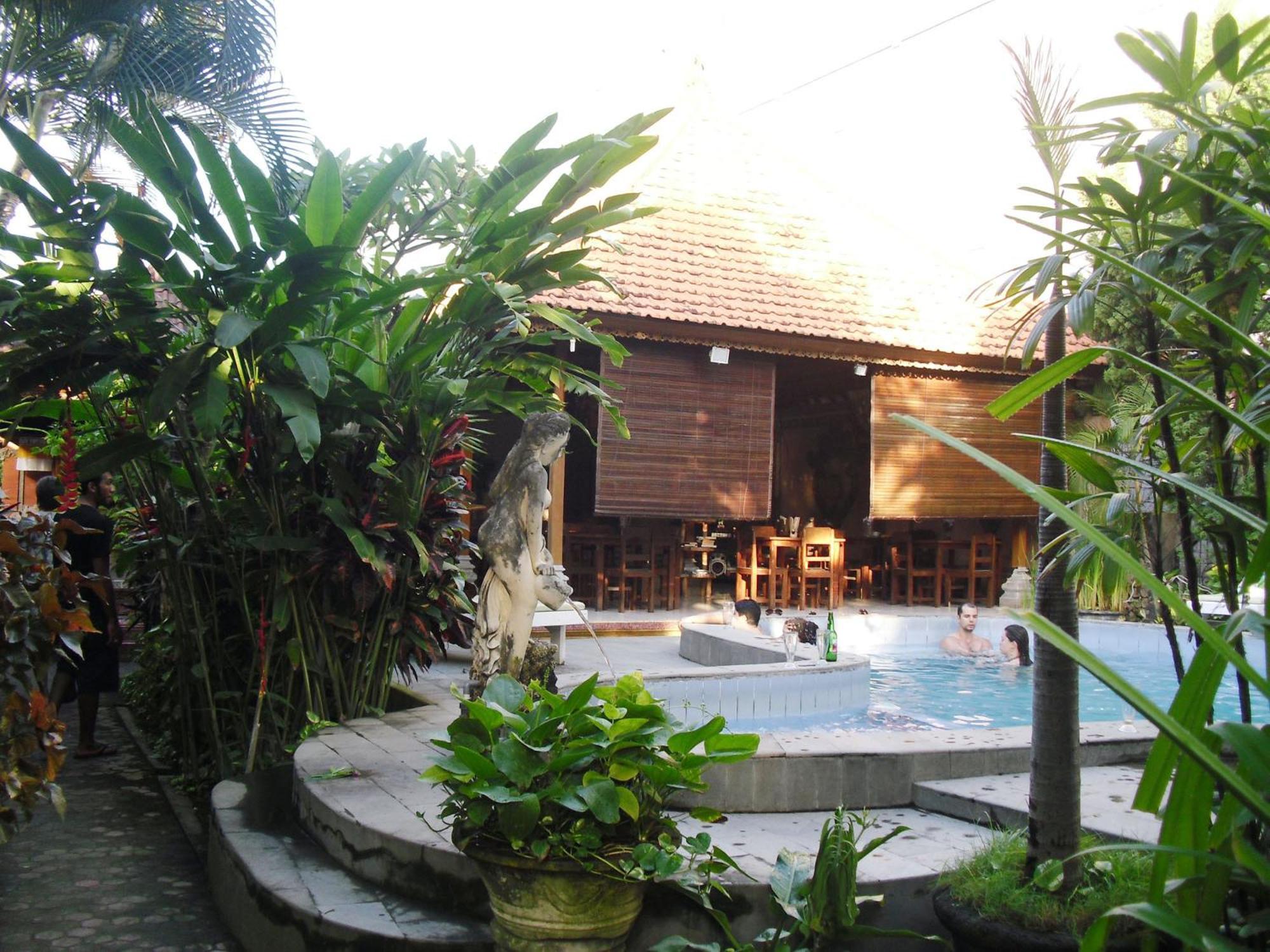 Guest house Adus
