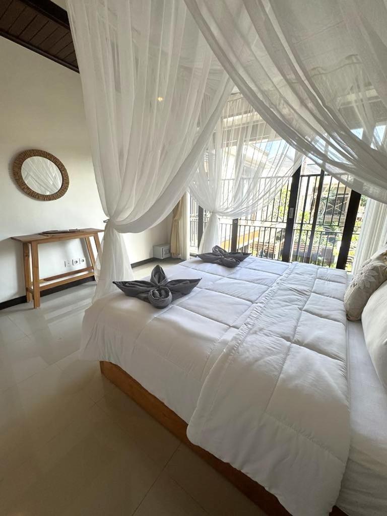 Cucu - - 3 Bedroom *