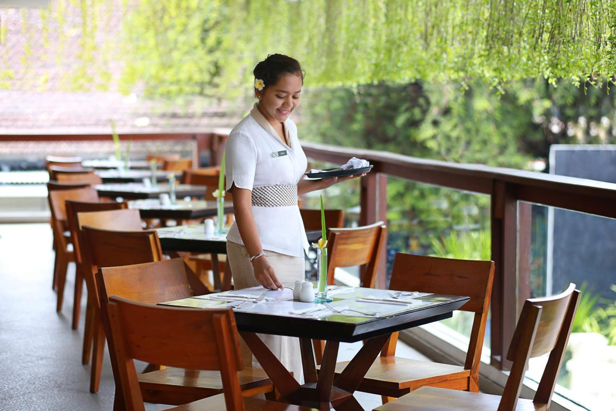The Magani And 5* Legian (Bali)