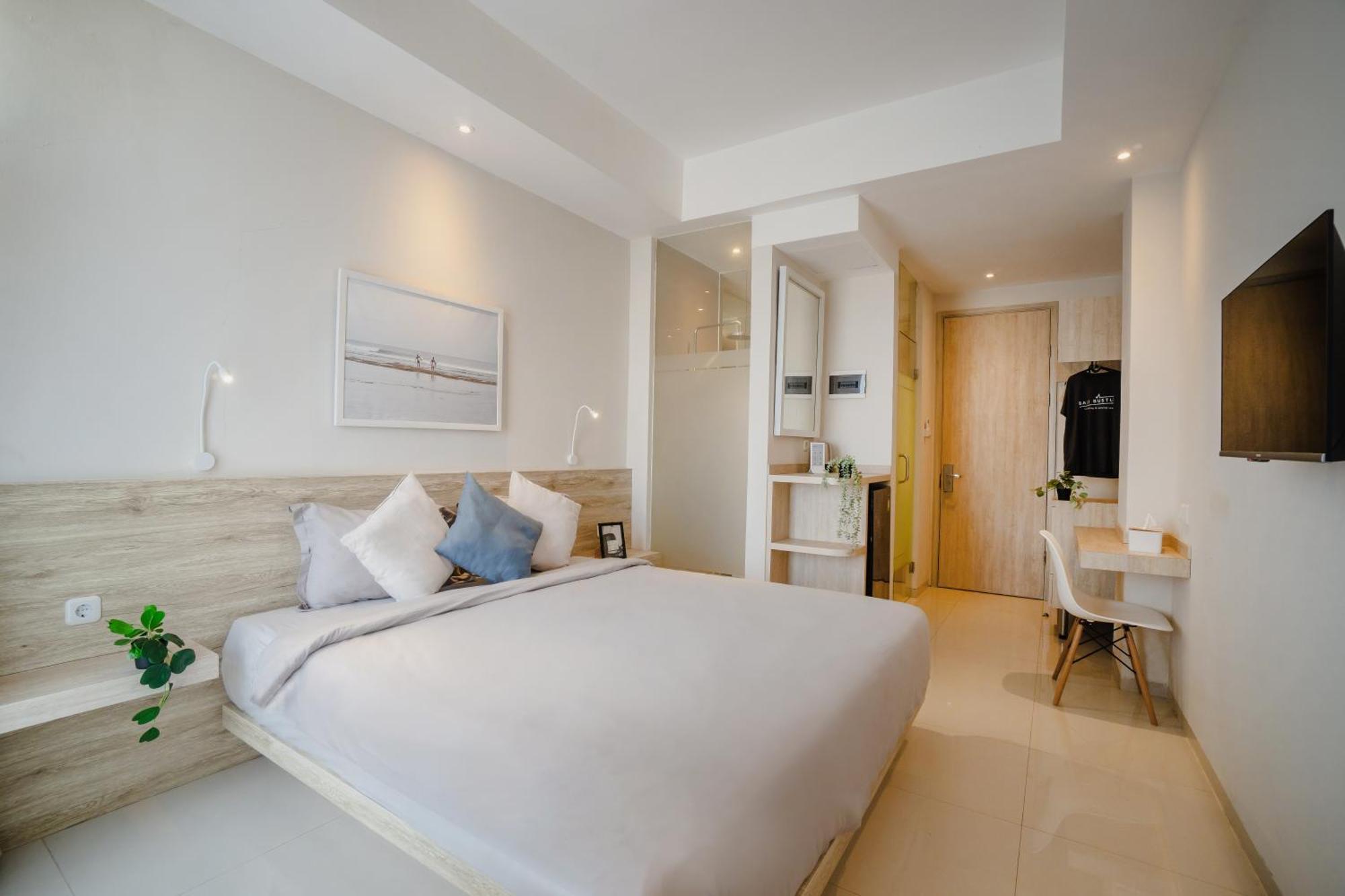 Bali Bustle Pararaton Coliving And Coworking Space * Legian