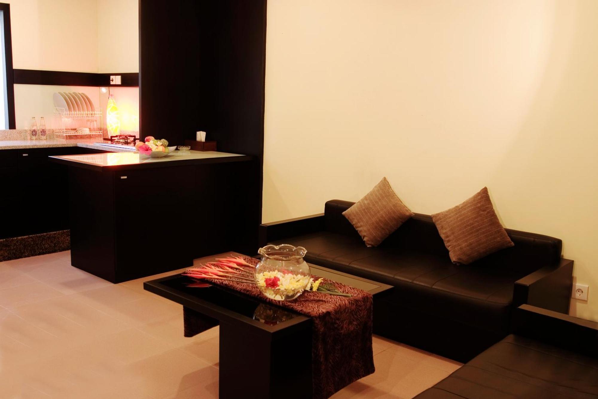 Taman Ayu Town House