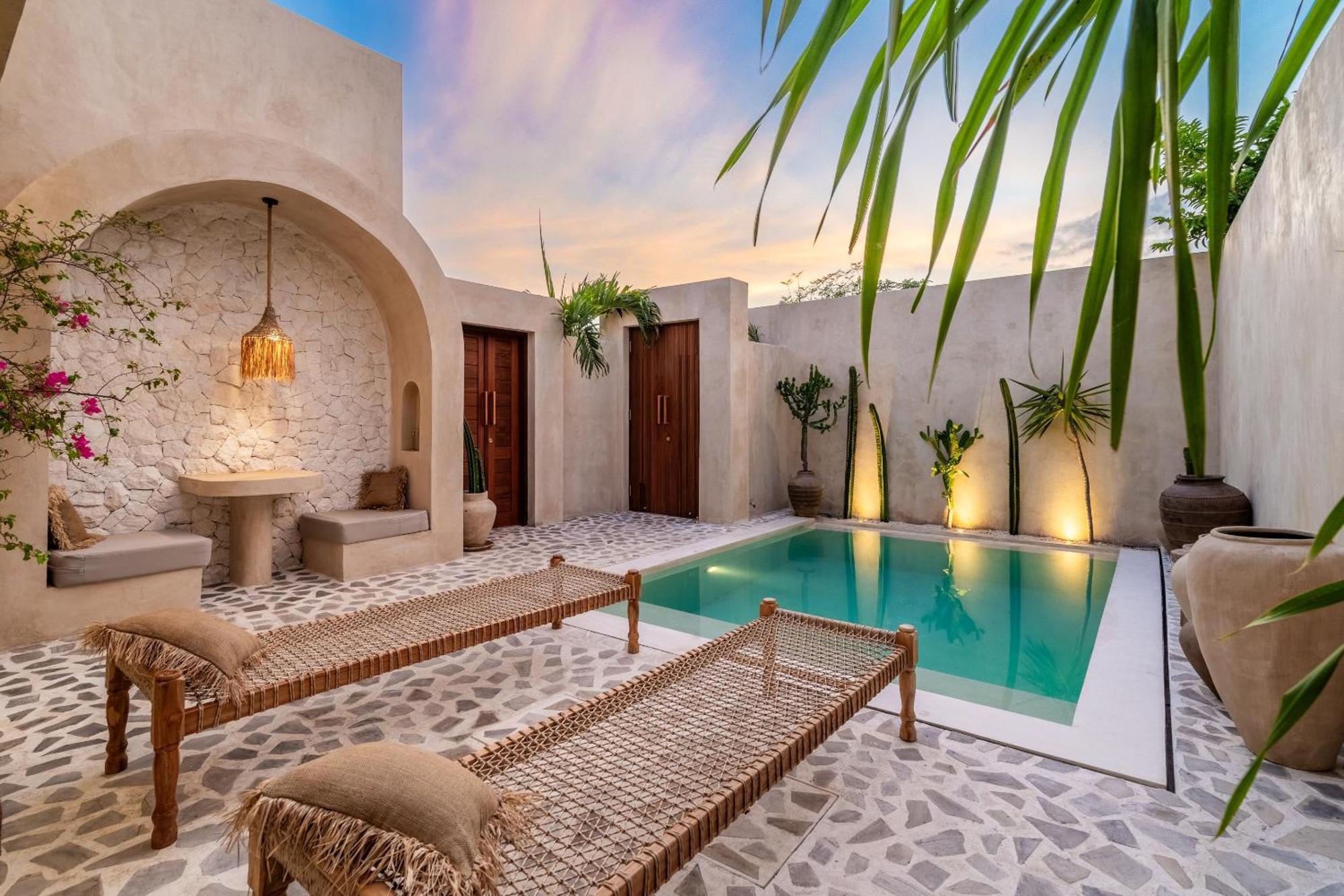 Casa Admire