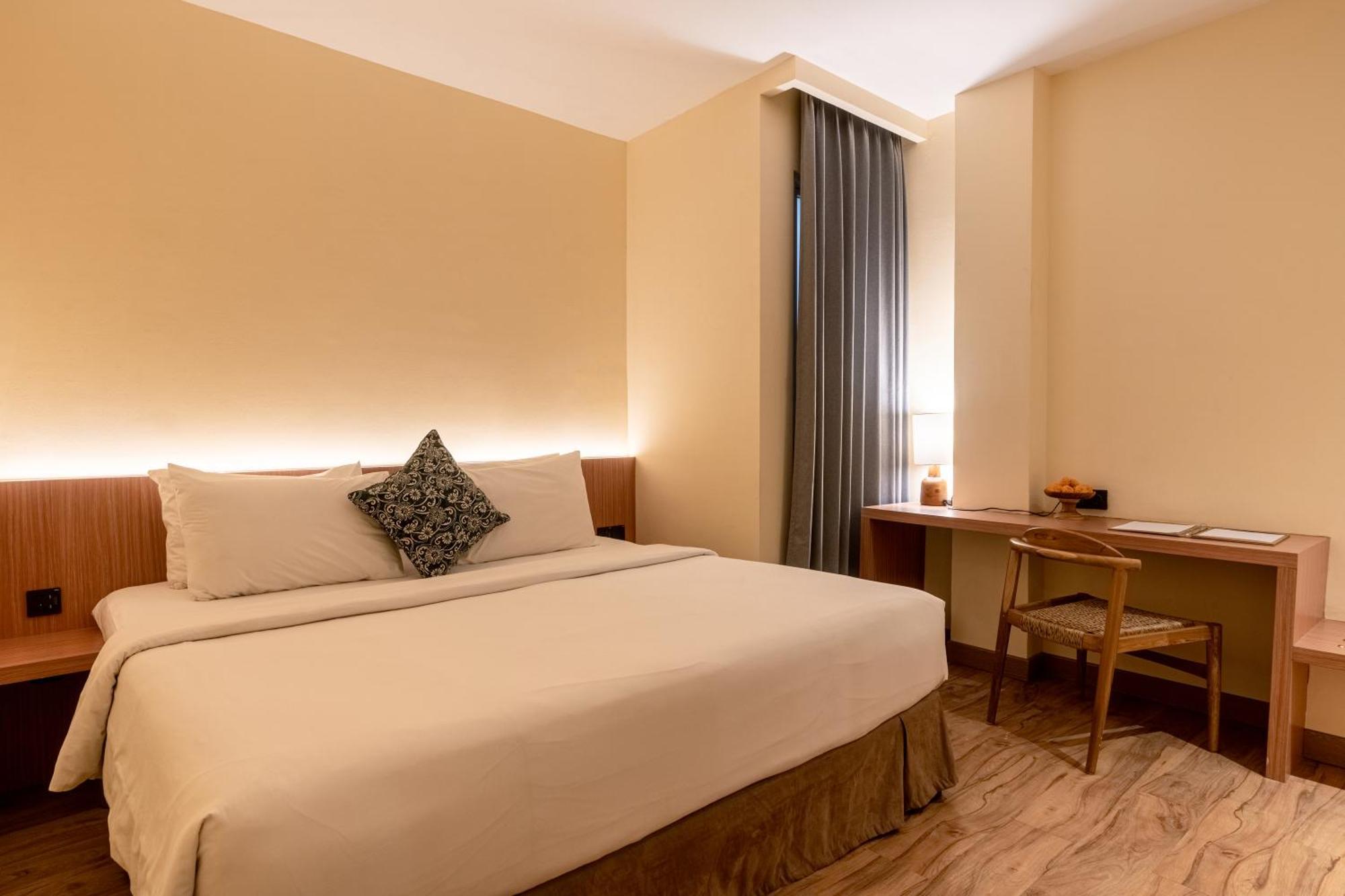 Hotel The Rivavi Legian