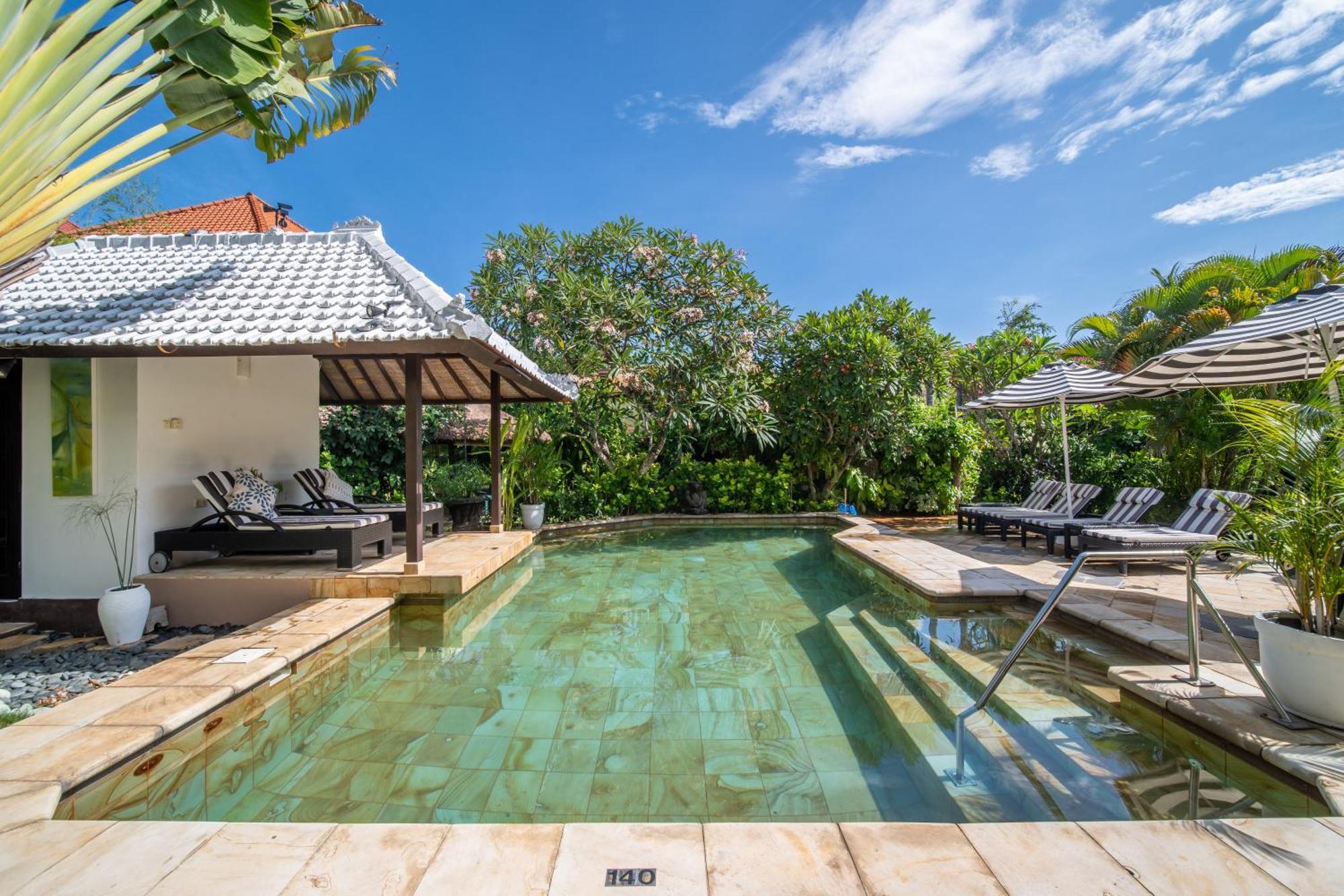 Nyumpene In * Legian (Bali)