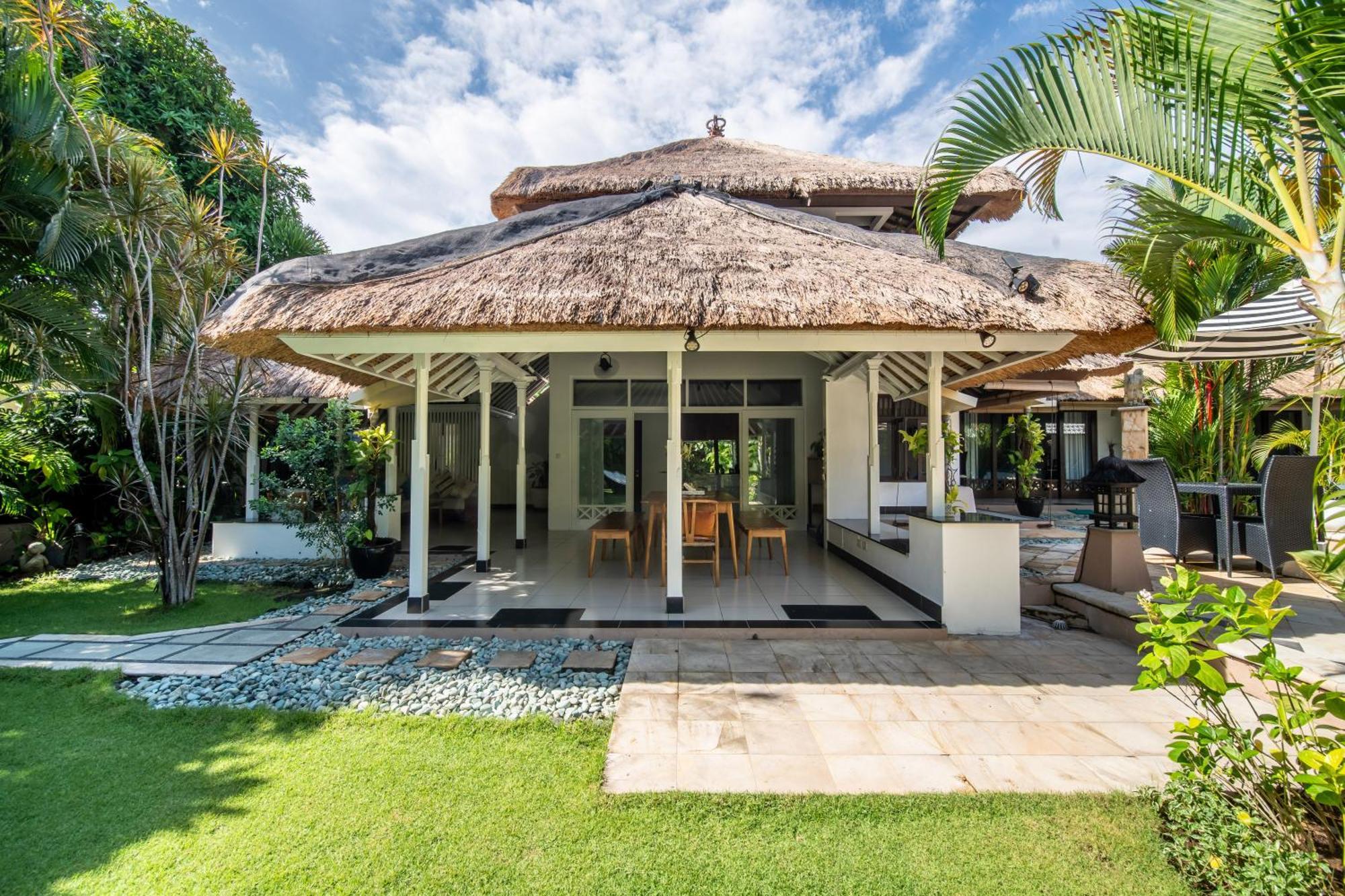 Nyumpene In * Legian (Bali)