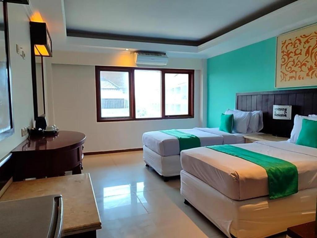 Maharani Beach Hotel