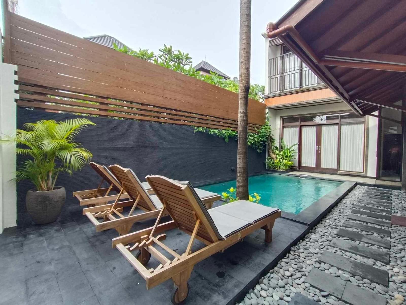 Cucu - - 3 Bedroom Legian (Bali)