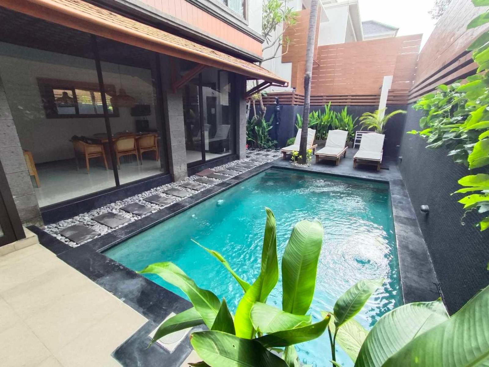 Cucu - - 3 Bedroom Villa Legian (Bali)