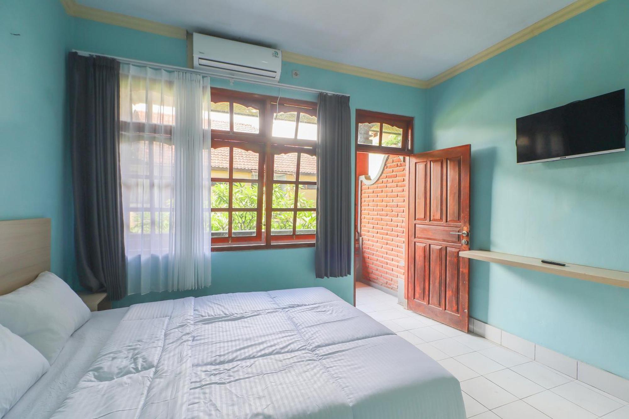 Hotel Townhouse Oak Near Formerly Sayang Maha Merta