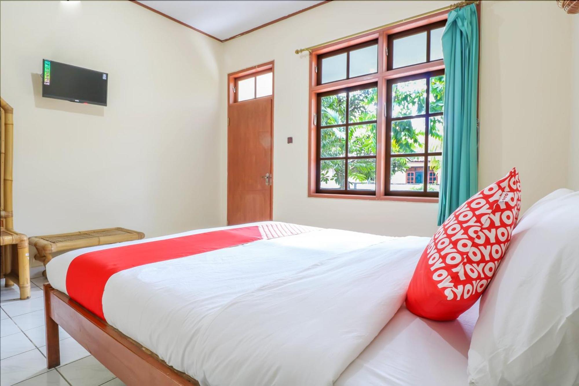 Hotel Super Oyo 1654 Maha Bharata Kuta