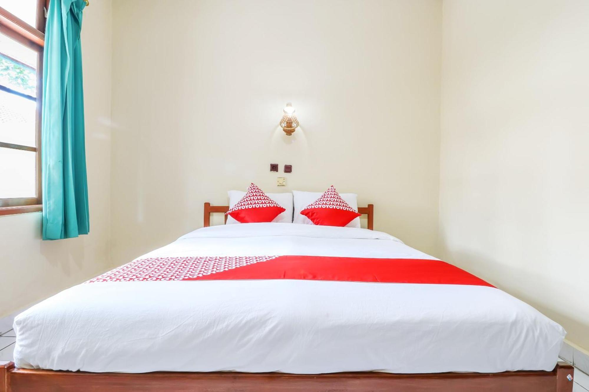 Super Oyo 1654 Maha Bharata Kuta Hotel