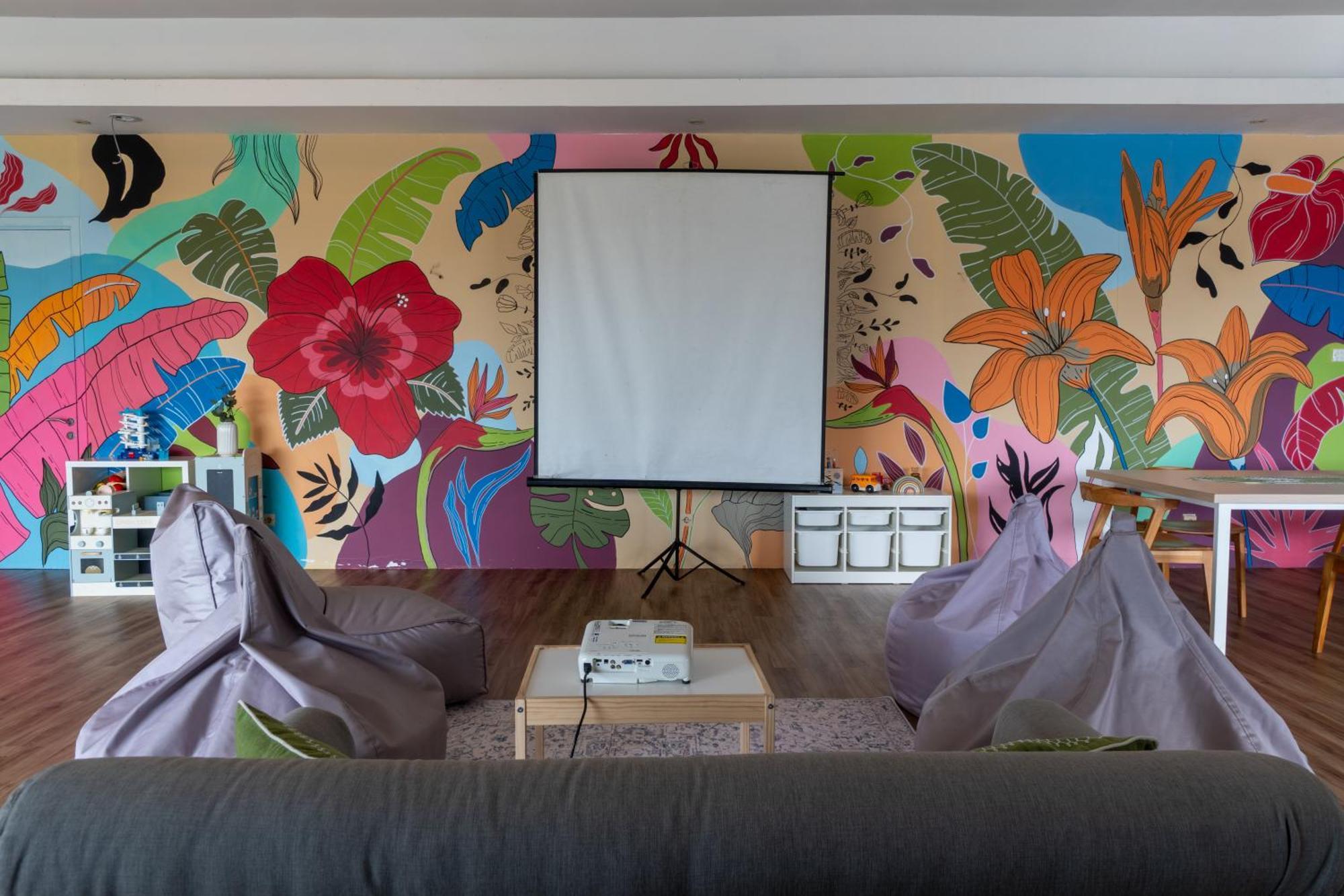 Bustle Base Coliving And Coworking Space *