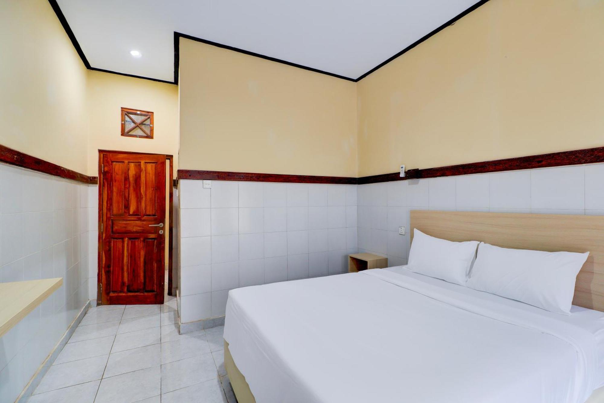 Hotel Townhouse Oak Near Formerly Sayang Maha Merta Legian (Bali)