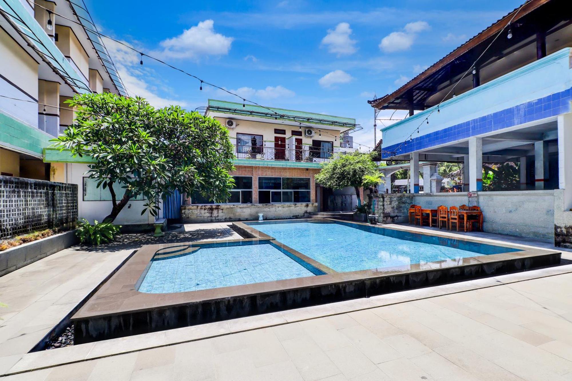 Townhouse Oak Near Formerly Sayang Maha Merta Hotel