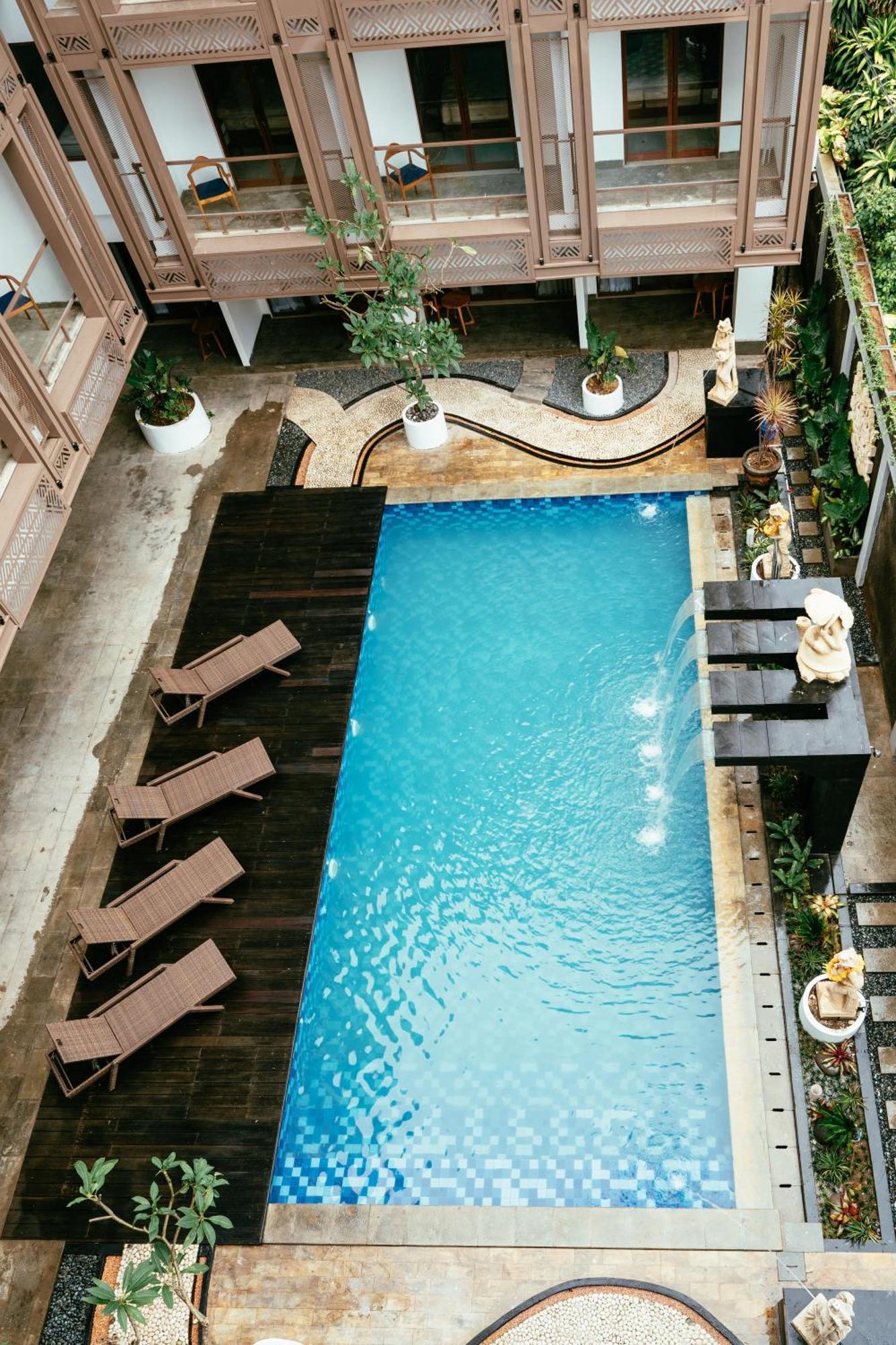 Hotel Nadi 4*