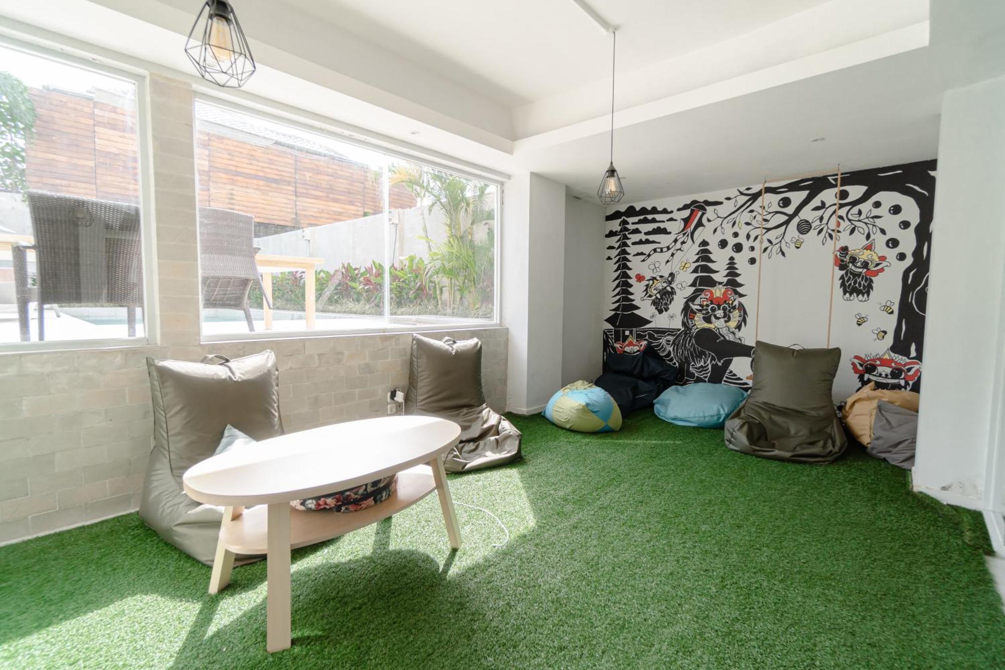 Aparthotel Bali Bustle Kuta Coliving & Coworking Space Legian (Bali)