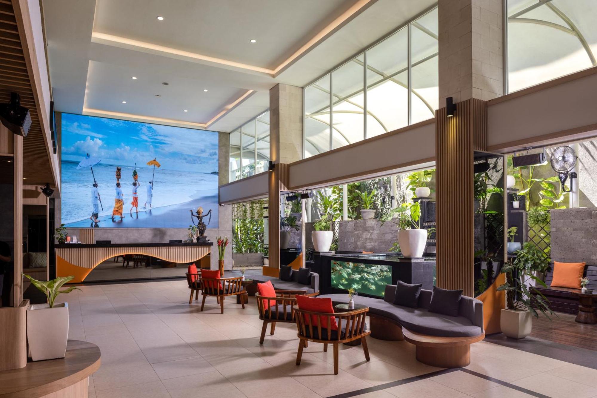 J4 Hotel