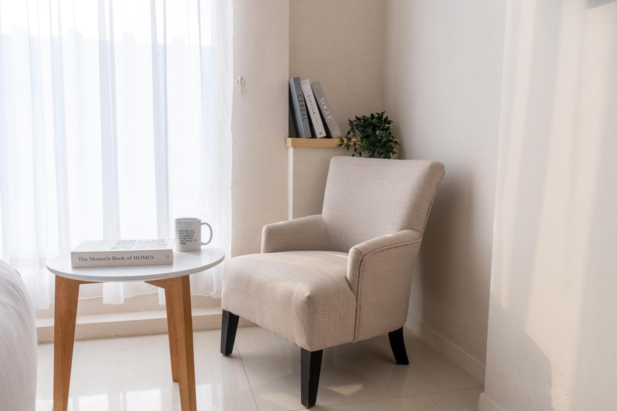 Aparthotel Bustle Base Coliving And Coworking Space