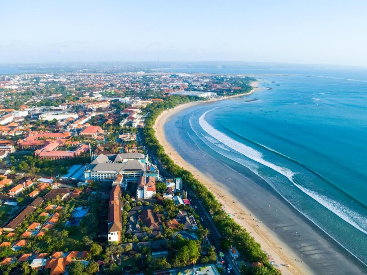 Sg - 2 Minutes To The By Micky 1 Hotel Legian (Bali)