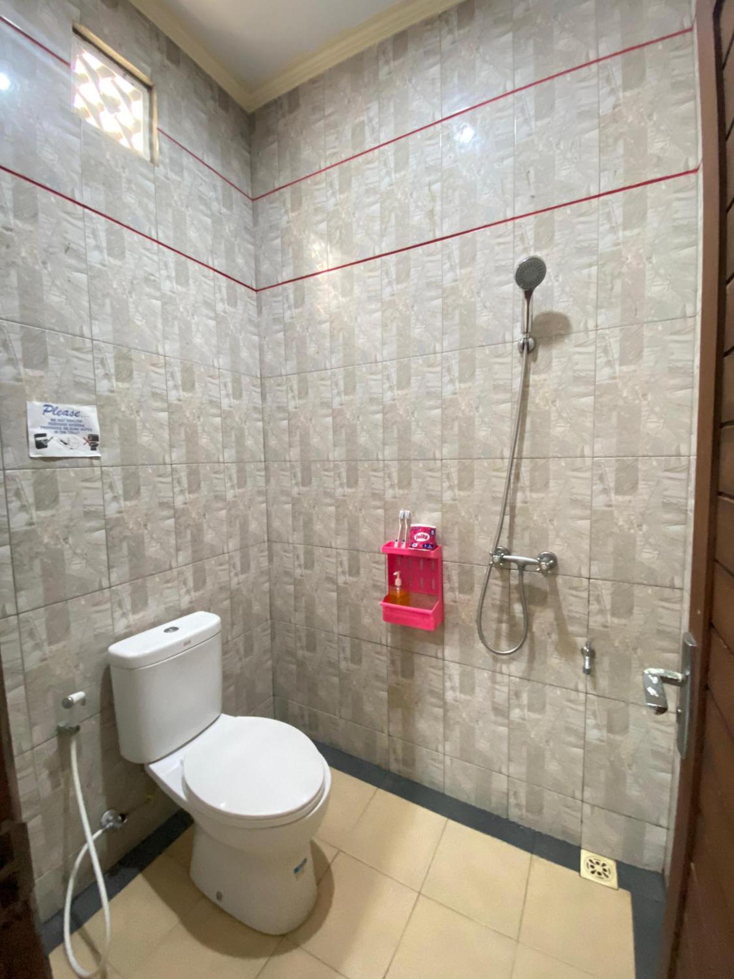 Sg - 2 Minutes To The By Micky 1 Hotel Legian (Bali)