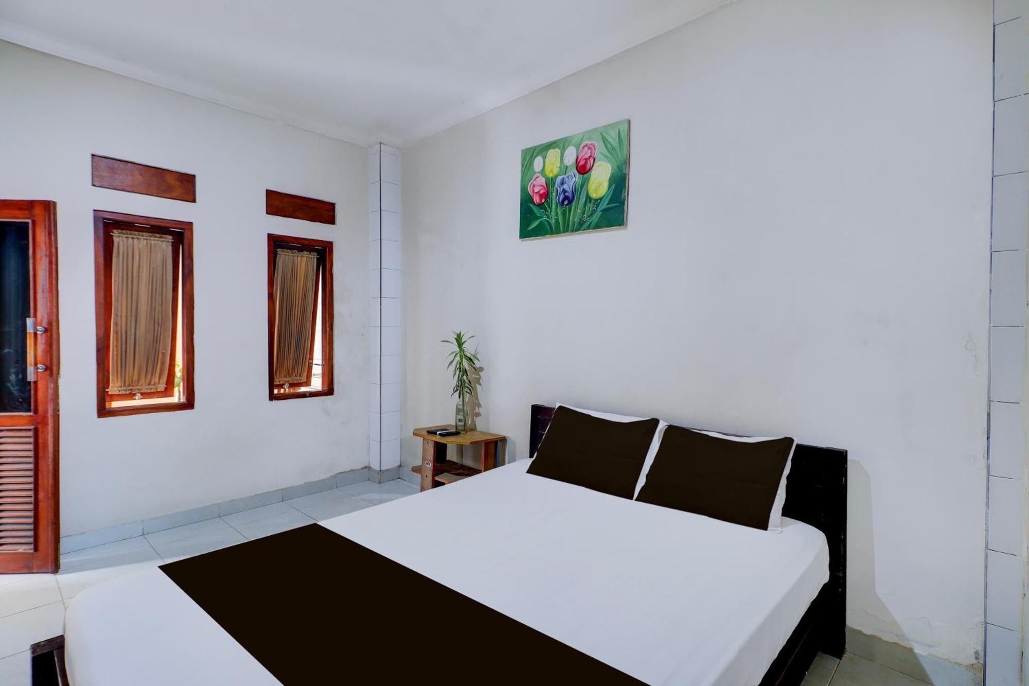 Collection O Bali Near Beachwalk Shopping Center Formerly Budget Door Hotel Legian (Bali)