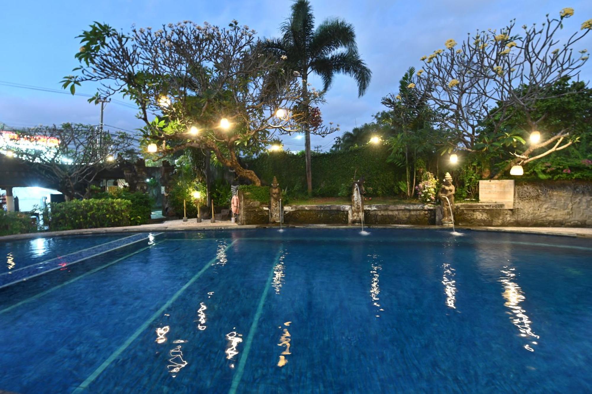 Puri Dewa Bharata & 3* Legian (Bali)