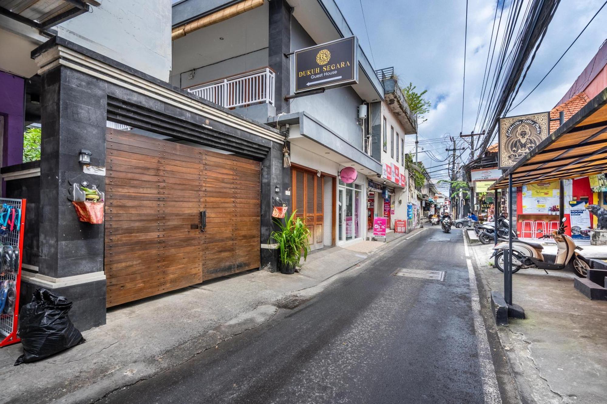 Dukuh Segara Guest house Legian (Bali)
