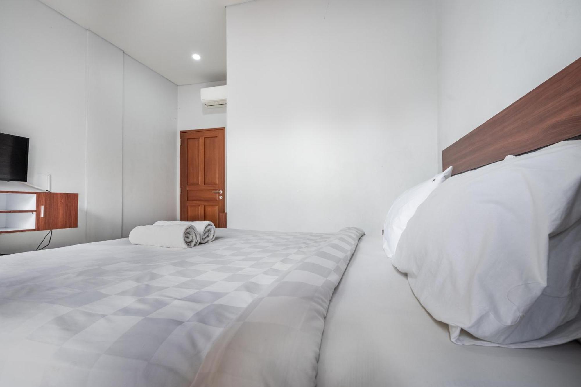 Dukuh Segara Guest house