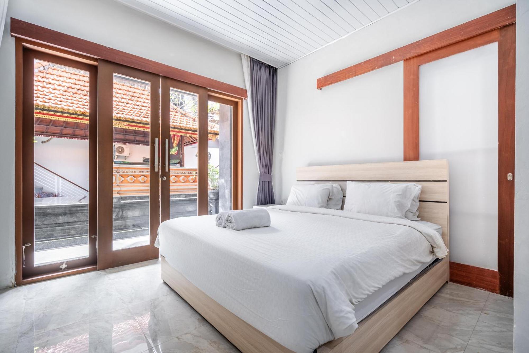 Dukuh Segara Guest house Legian (Bali)