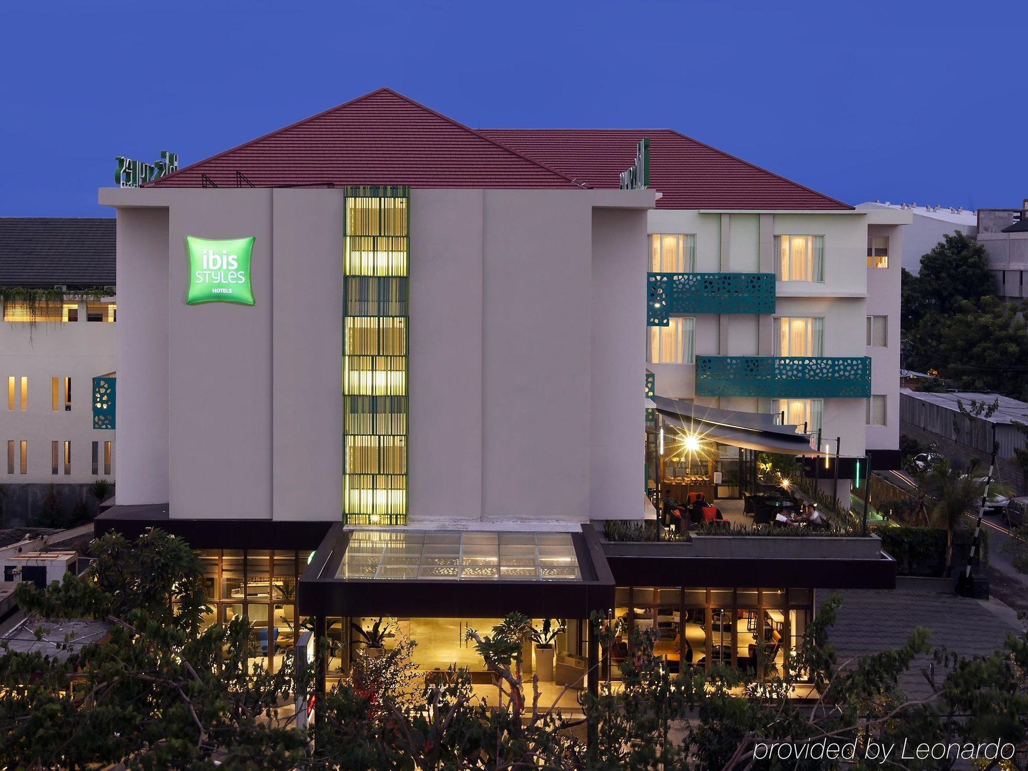 Grand Livio Kuta 3* Legian