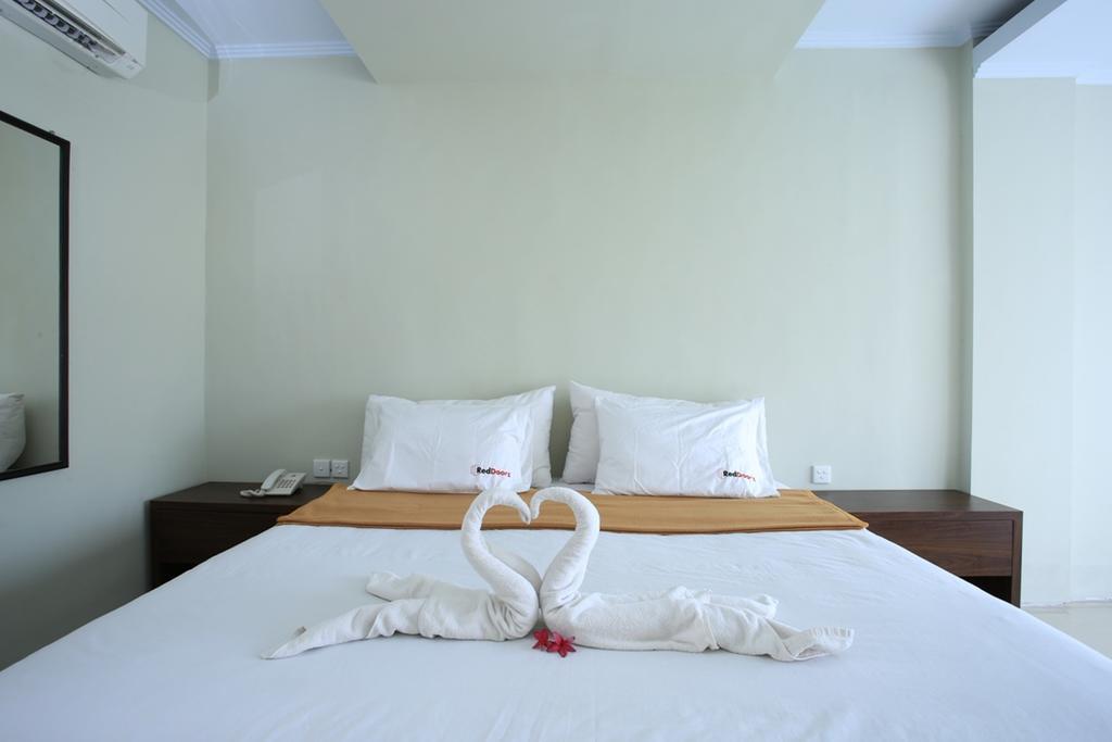 Wisma tamu Reddoorz @ Padma Utara