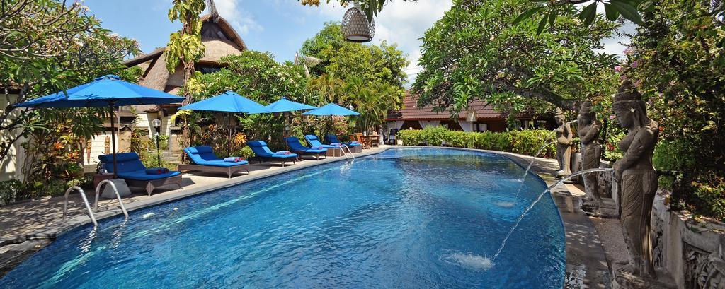 Puri Dewa Bharata & Hotel Legian (Bali)