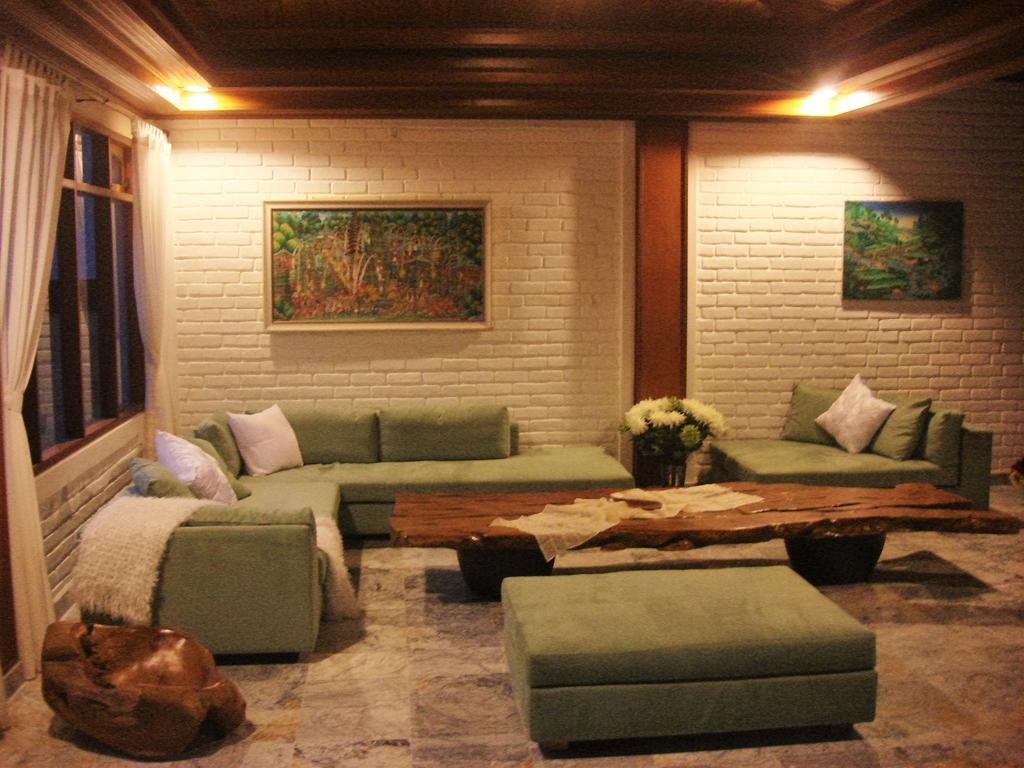 Asih Villa Legian (Bali)