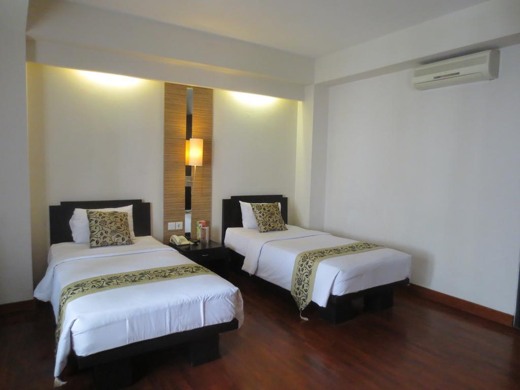 Hotel Losari & Kuta Bali Legian