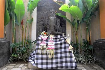 The Lavana Tanjung Lima Legian (Bali)