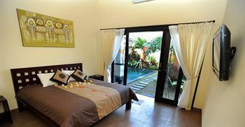 The Lavana Tanjung Lima Villa