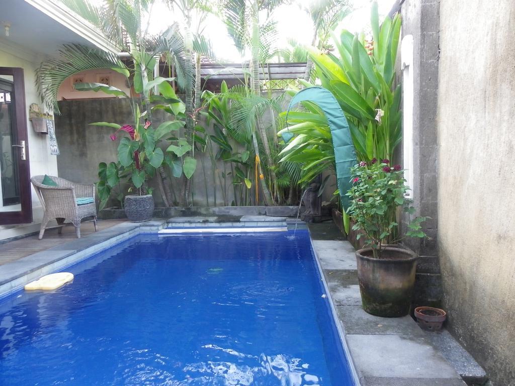 Bob's Bali House *