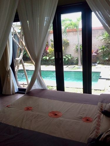 The Lavana Tanjung Lima Villa Legian (Bali)