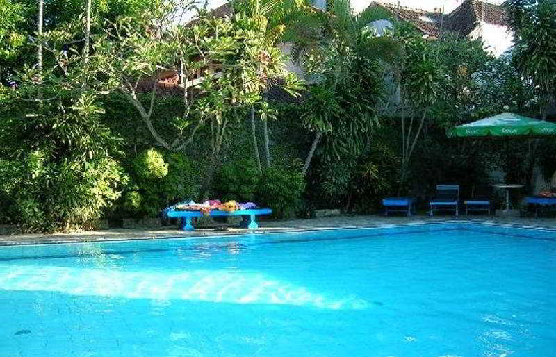 Garden View Cottages Kuta 2* Legian (Bali)