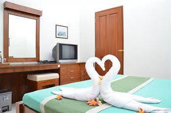 Hotel Garden View Cottages Kuta 2*