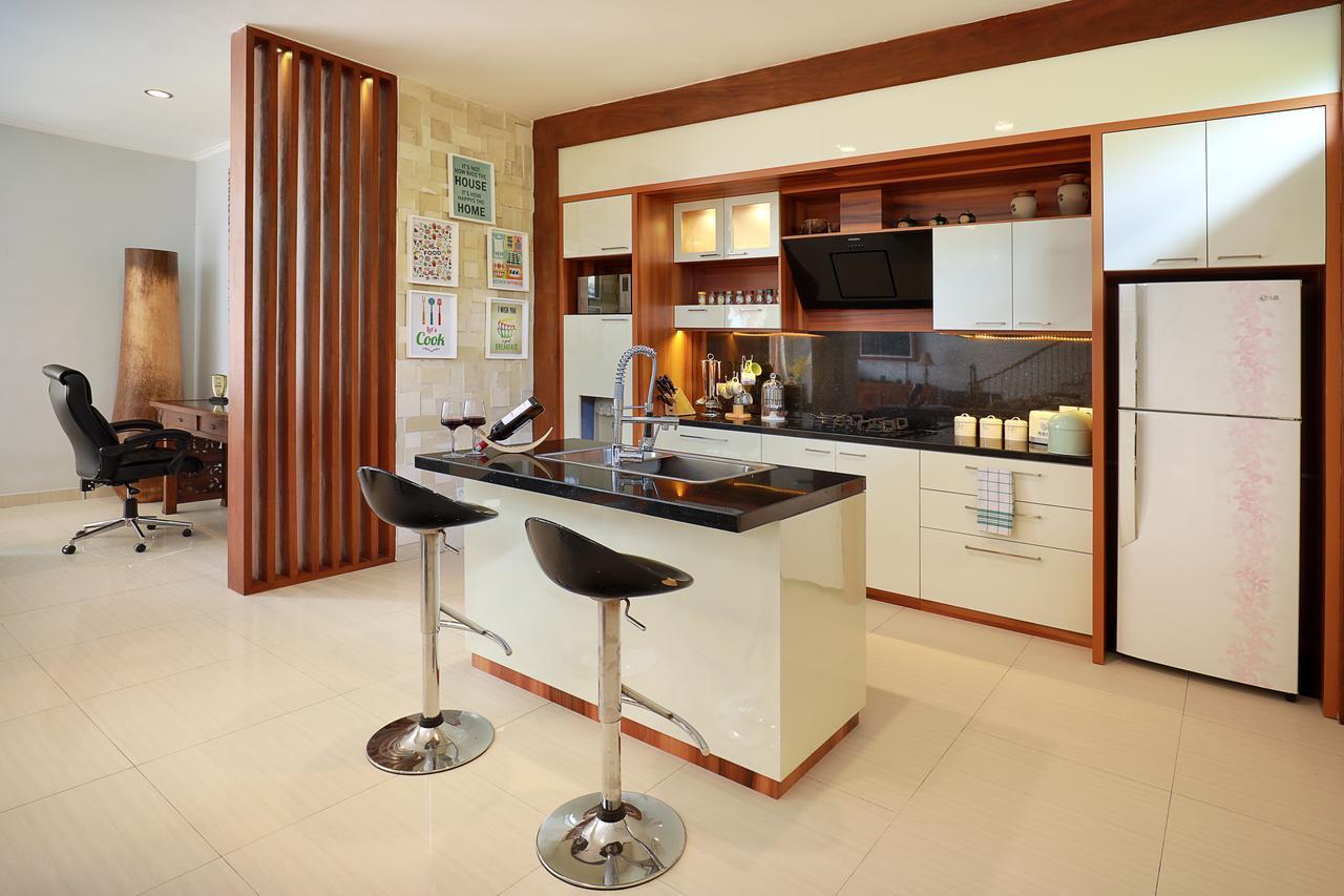 Villa Mawar Legian (Bali)