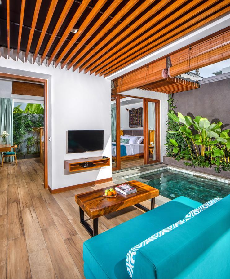 S18 Bali * Legian (Bali)