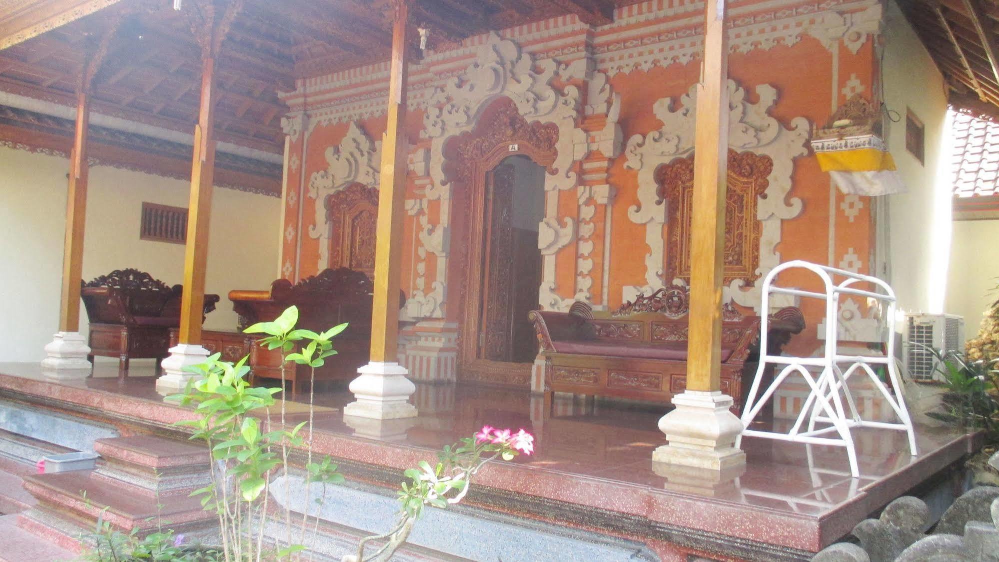 Adus Guest house 2*