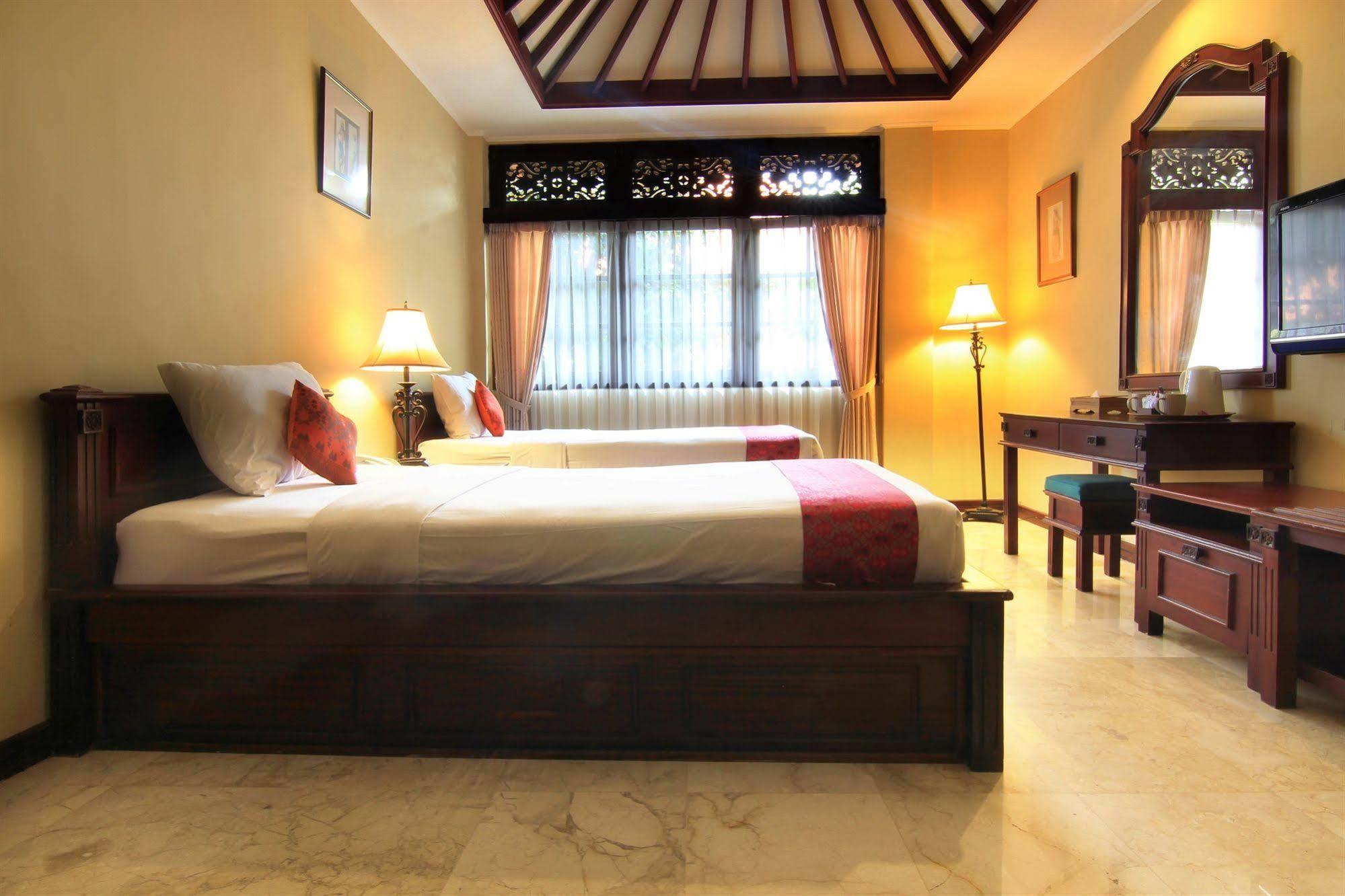 Royal And Bali Formerly Royal Tunjung Bali &