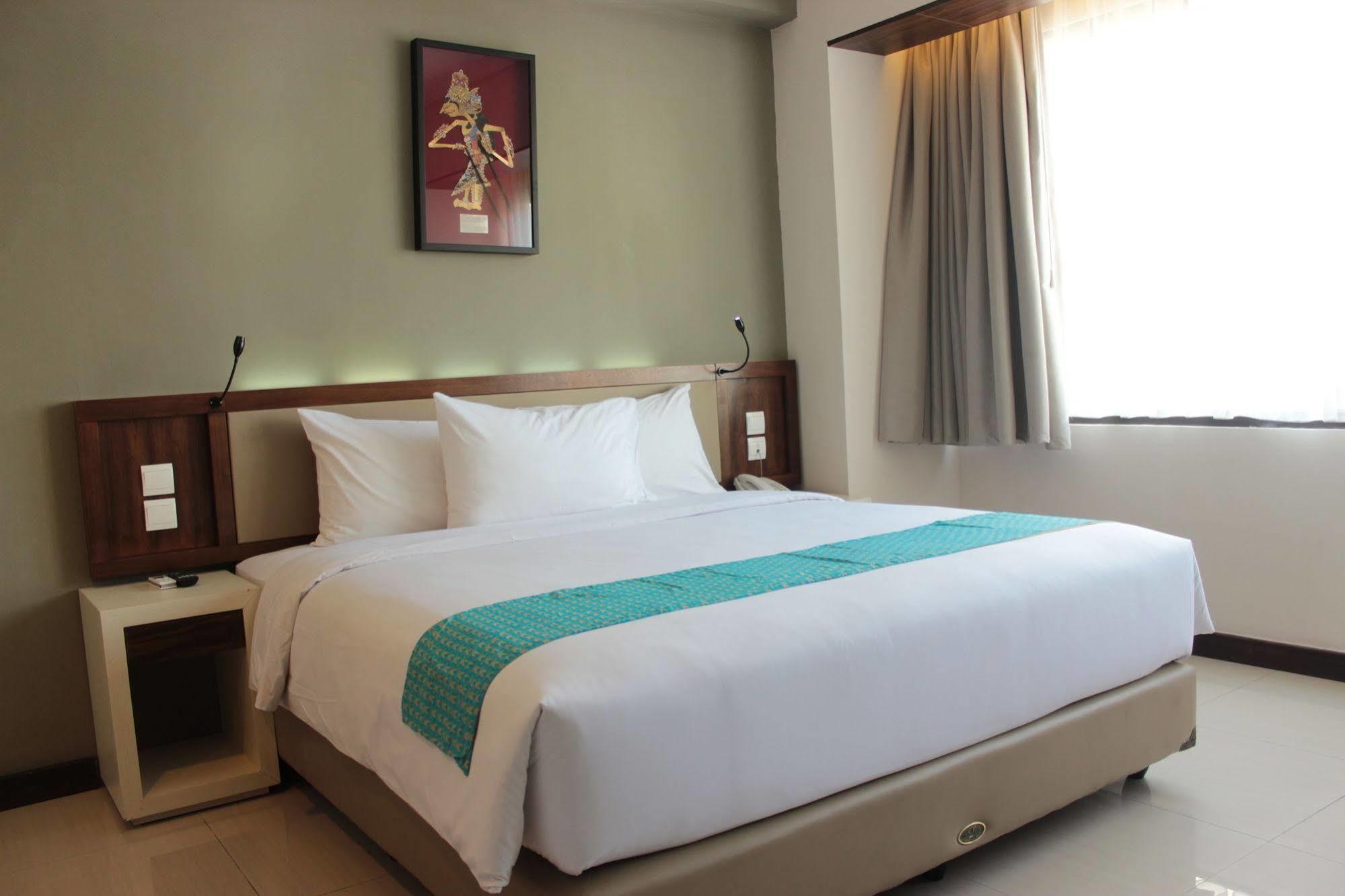 Hotel Terrace At Kuta 3*